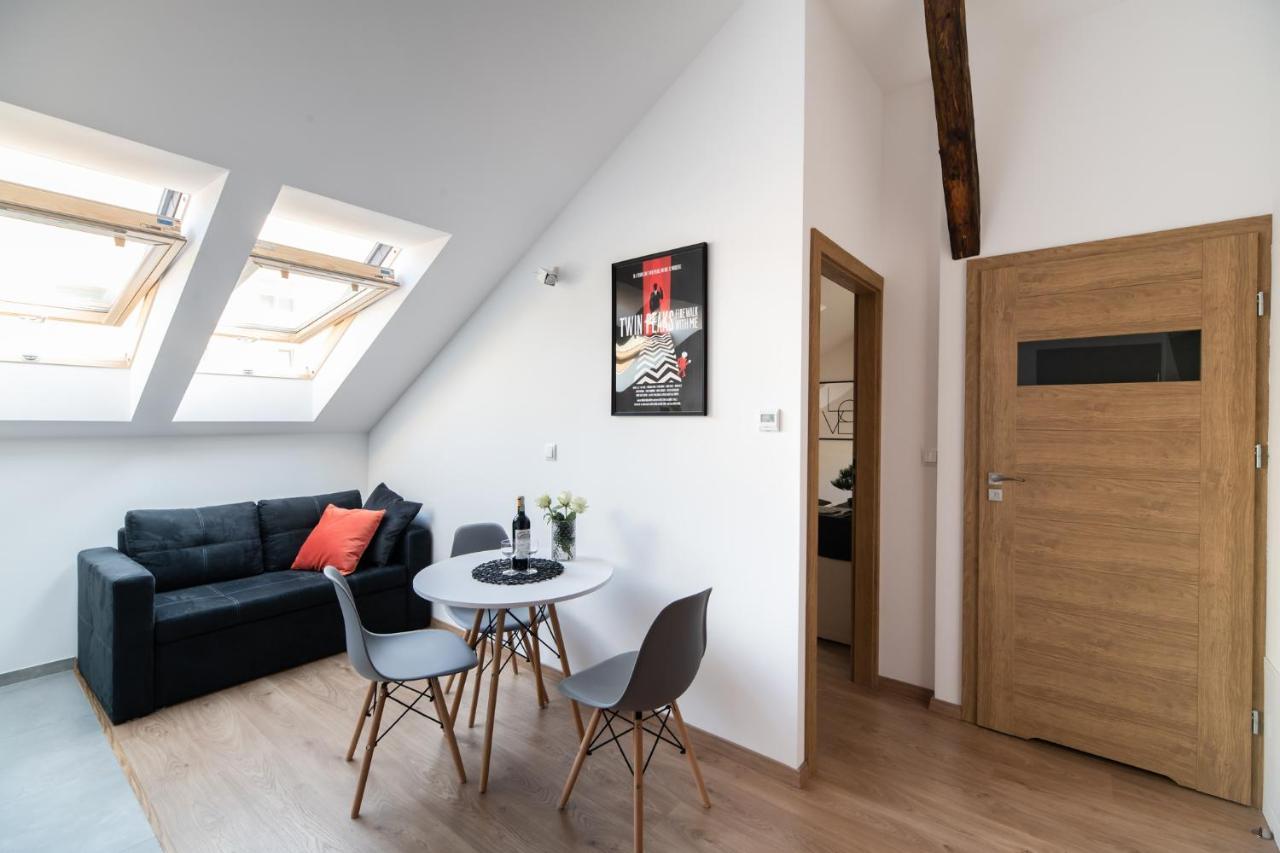 Neo Sky Apartment, Free Parking, 15 Min Walk Old Town&Kazimierz - By Homelike Cracovia Esterno foto